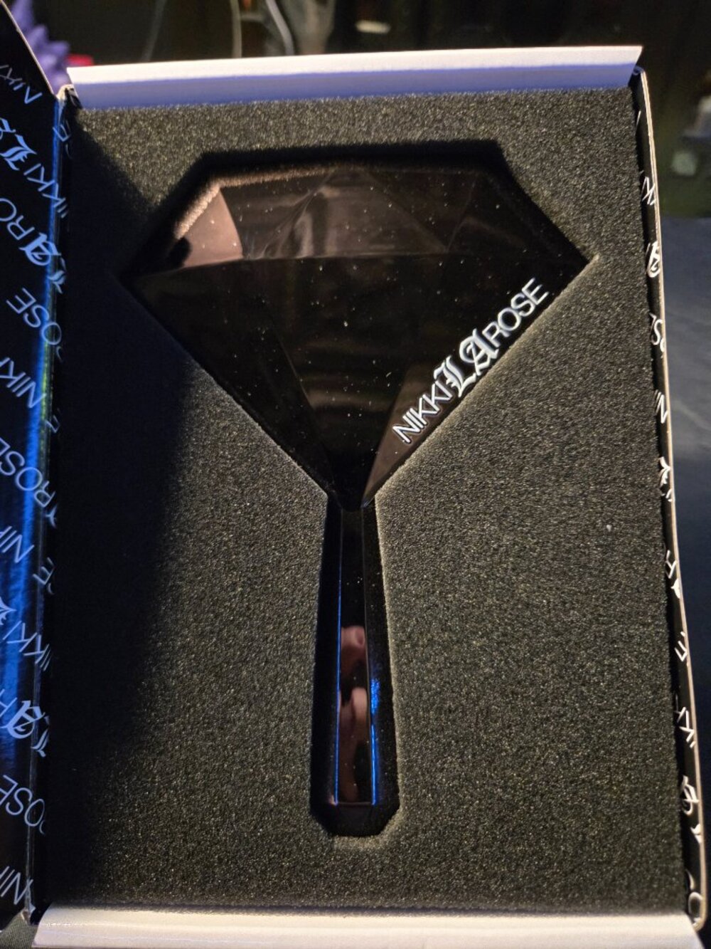 Nikki La Rose Mini Black Diamond Hand Held Mirror - Picture 2 of 2